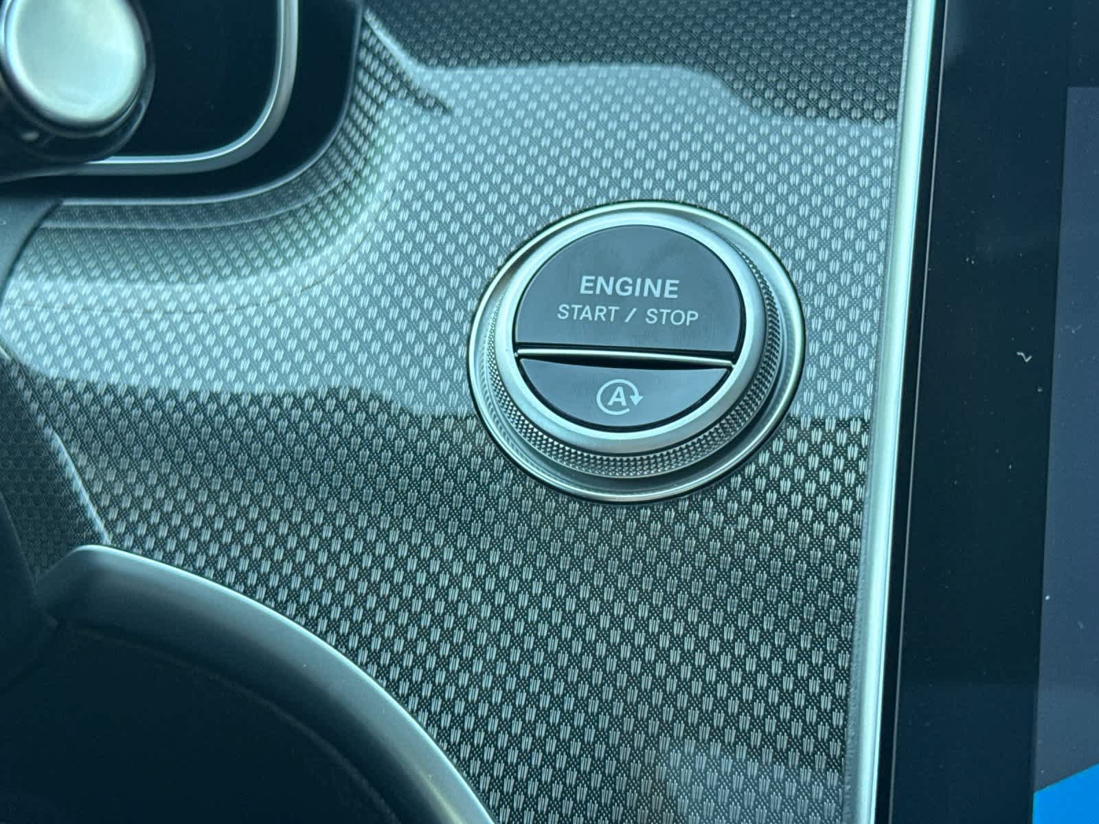 New 2026 Mercedes-Benz C 300 4MATIC Sedan image 21
