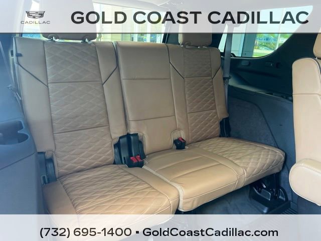 Used 2023 Cadillac Escalade Premium Luxury w/ LPO, Floor Liner Package AWD/4WD image 15