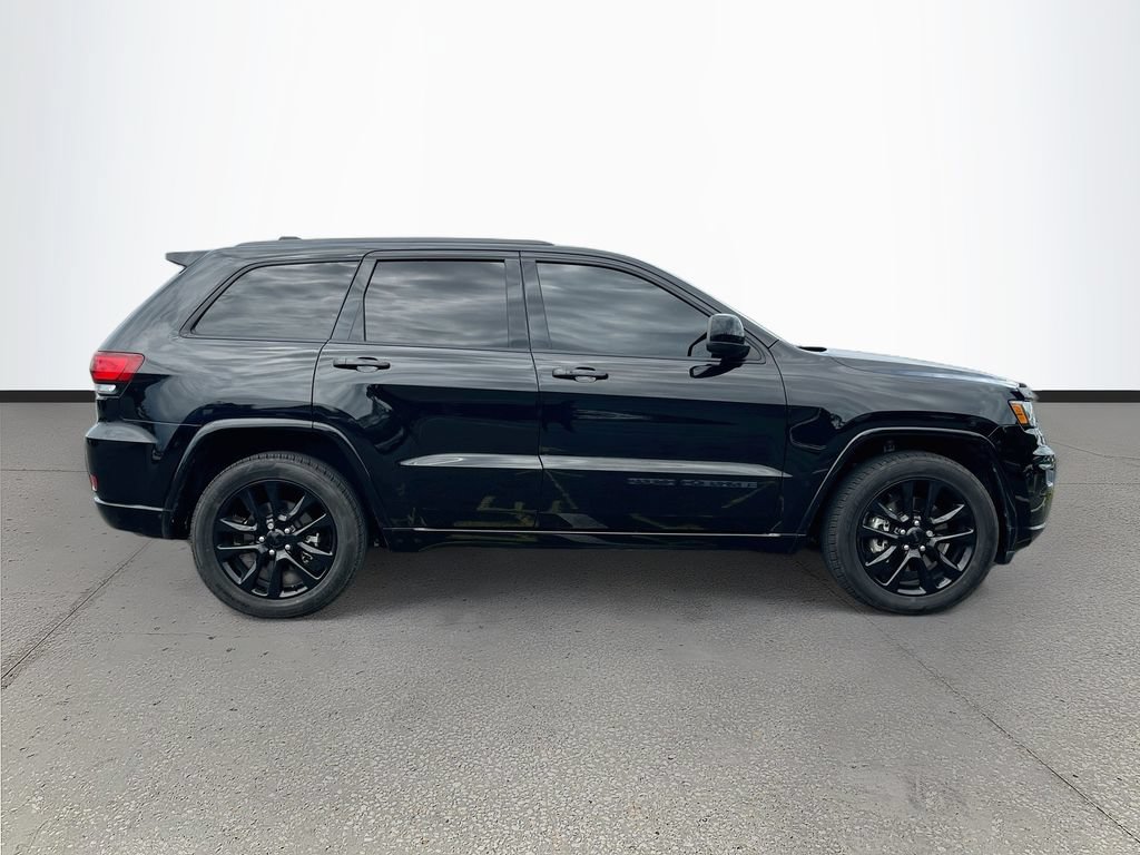Used 2021 Jeep Grand Cherokee Laredo X RWD image 8