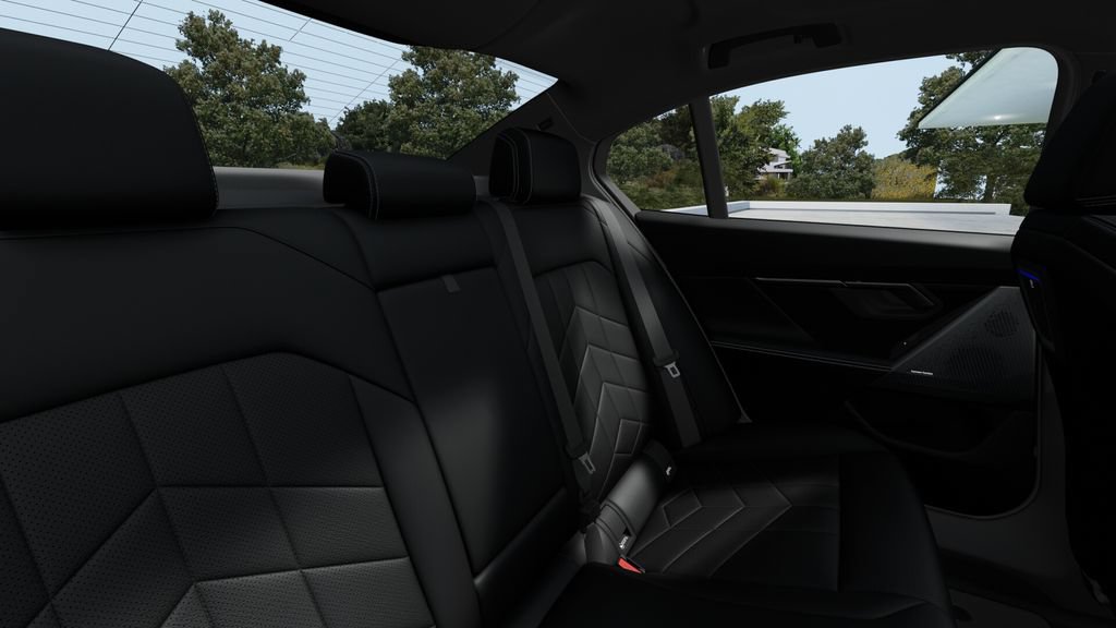 New 2027 BMW 550e xDrive AWD/4WD image 12