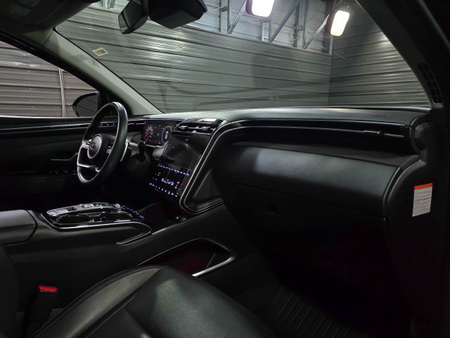Used 2023 Hyundai Tucson Limited image 12