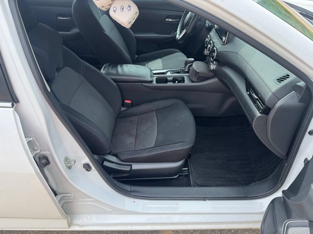 Used 2021 Nissan Sentra SV w/ Electronics Package FWD image 4