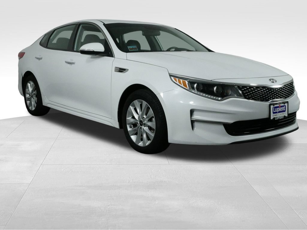 Used 2017 Kia Optima EX FWD image 2