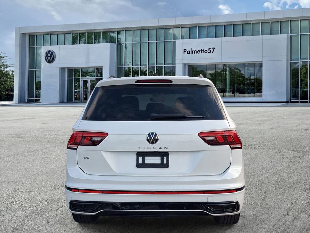 Used 2022 Volkswagen Tiguan SE R-Line FWD image 5