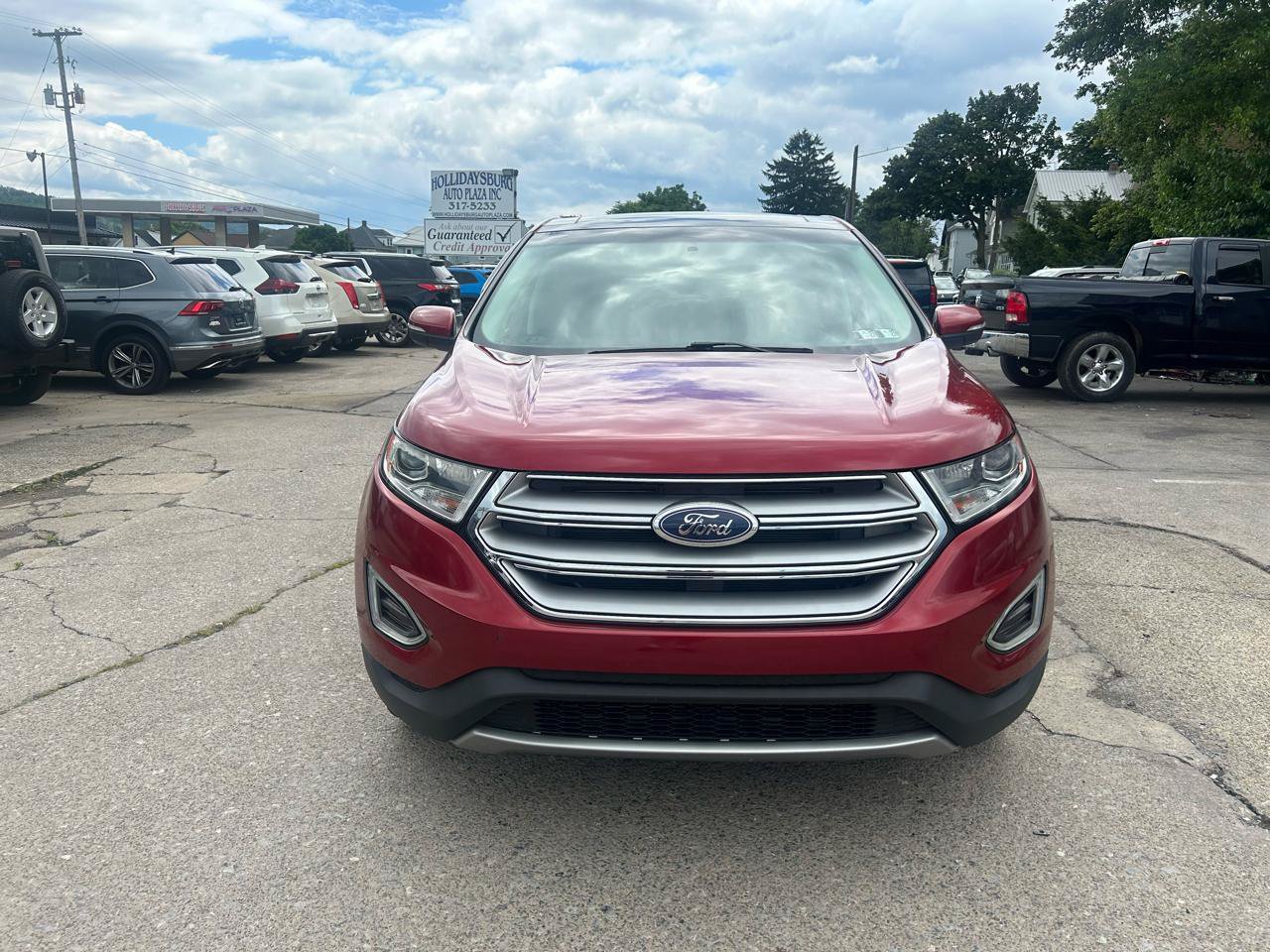 Used 2016 Ford Edge SEL w/ Equipment Group 201A AWD/4WD image 2