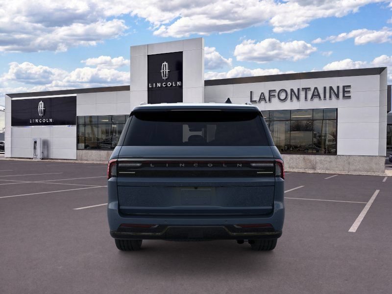 New 2025 Lincoln Navigator L Reserve w/ Jet Appearance Package AWD/4WD image 5