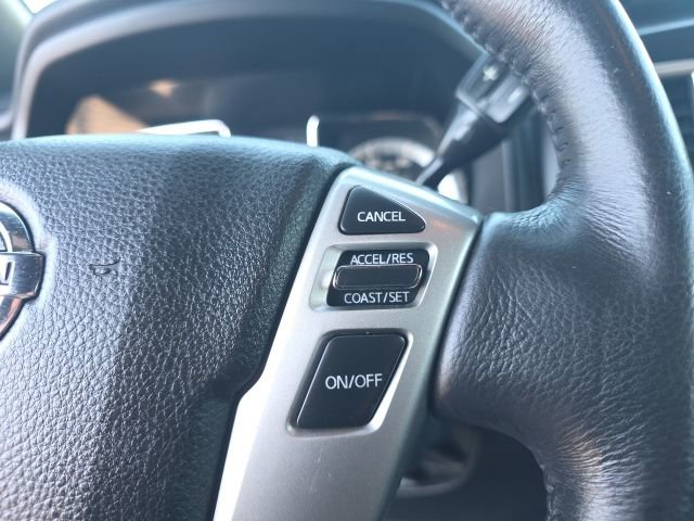 Used 2019 Nissan Titan SV w/ SV Convenience Package image 19