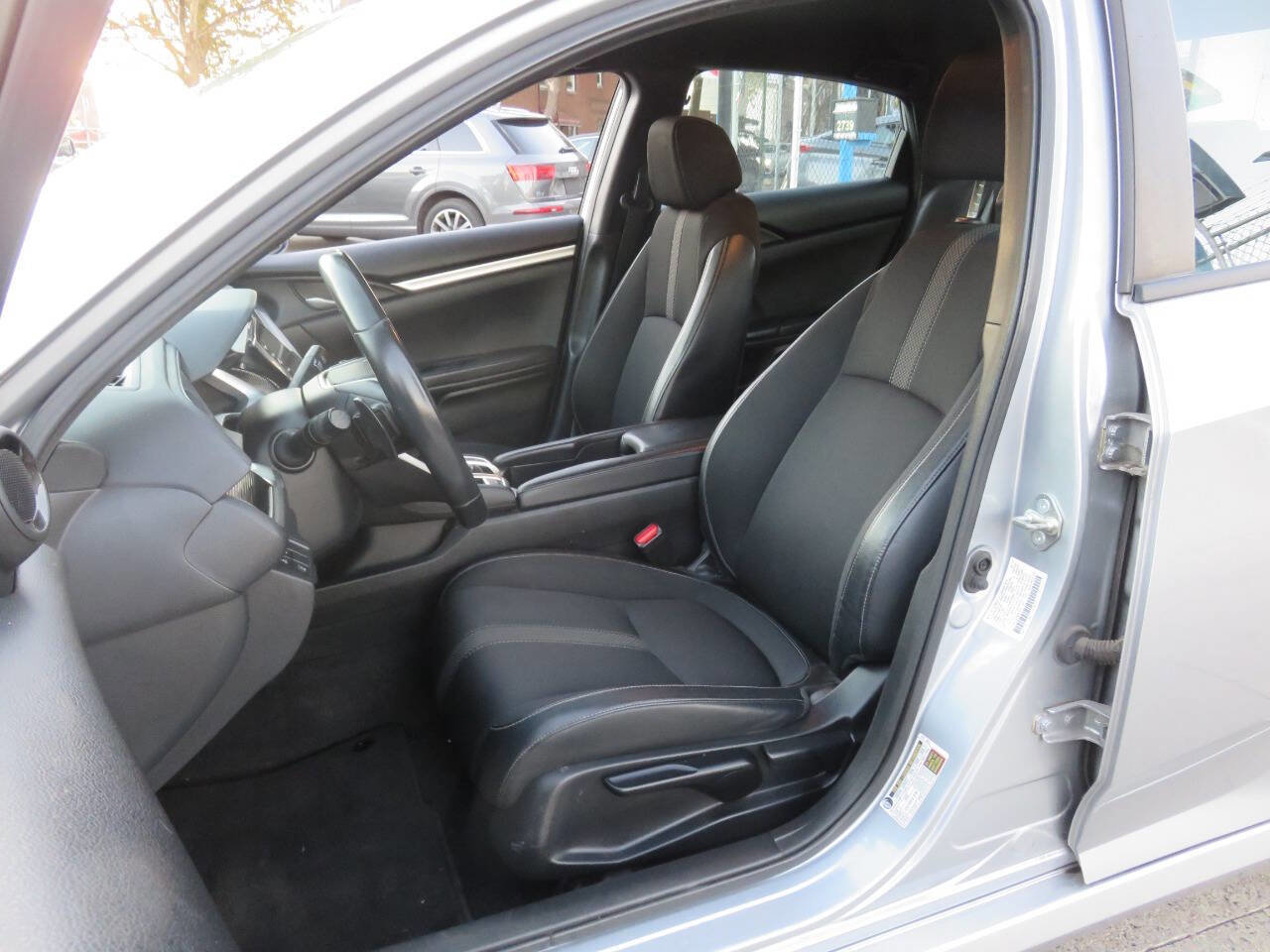 Used 2019 Honda Civic Sport image 9