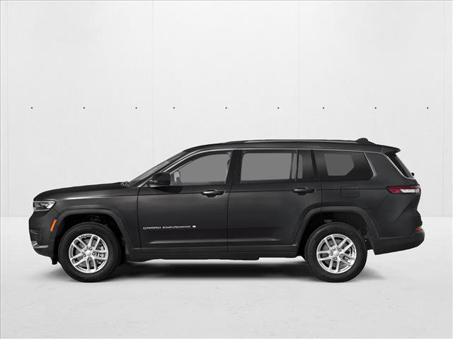 New 2025 Jeep Grand Cherokee L Laredo image 3