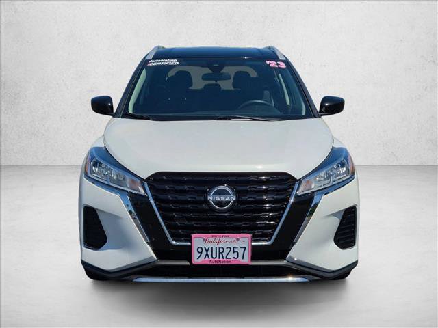 Used 2023 Nissan Kicks SV FWD image 2