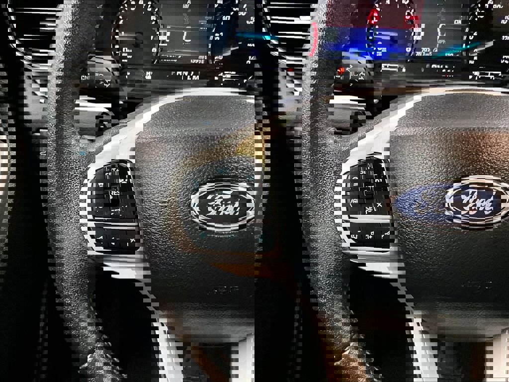 Used 2021 Ford Explorer XLT w/ Equipment Group 202A image 24