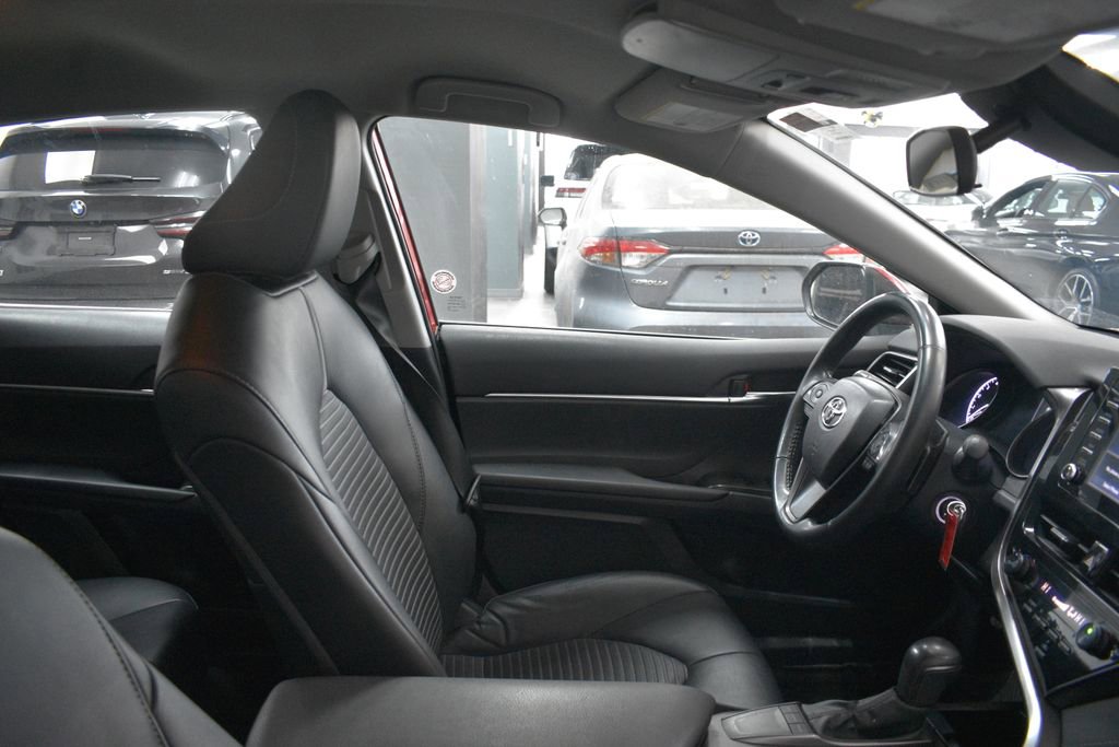 Used 2024 Toyota Camry SE image 17