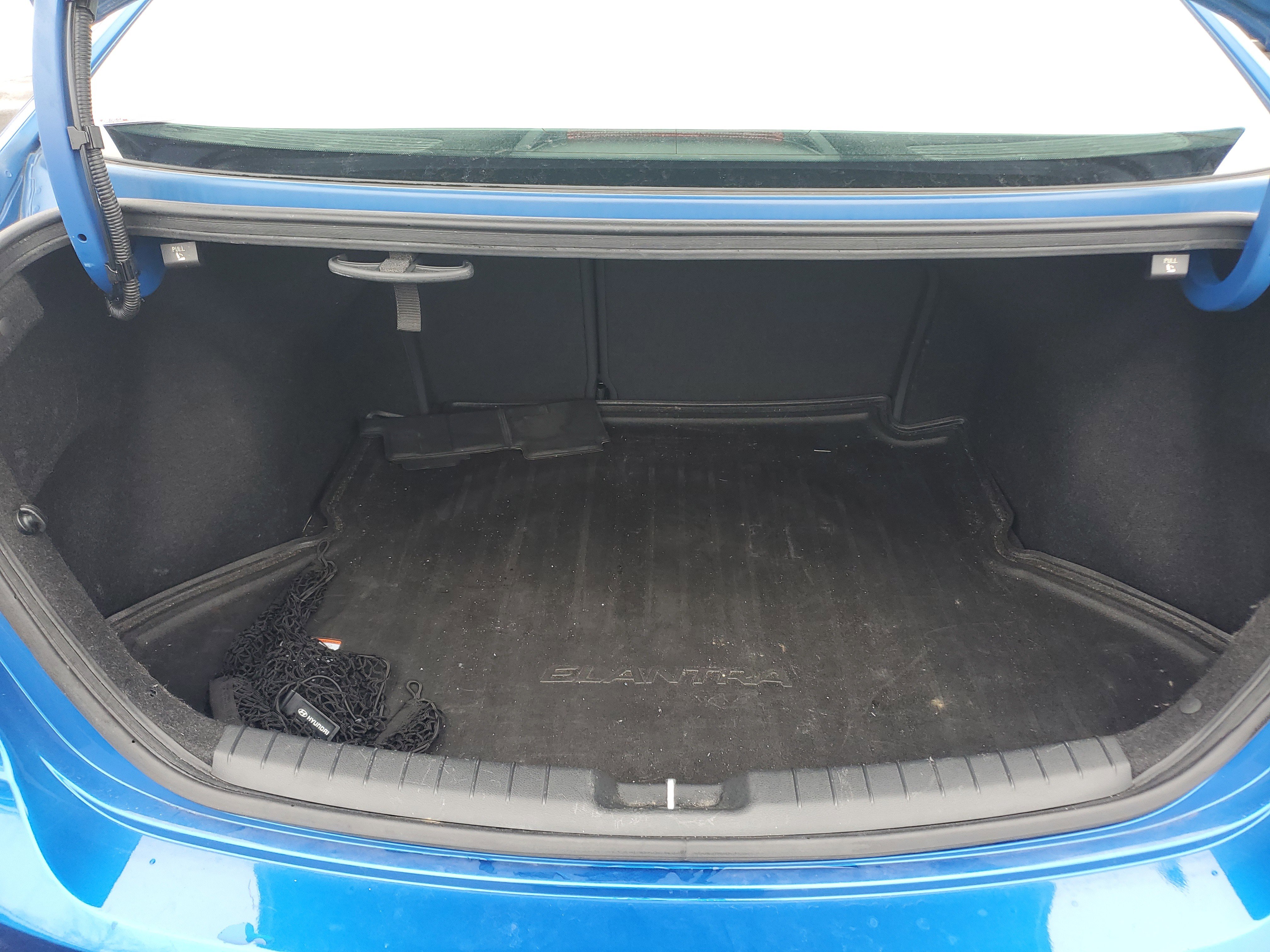 Used 2017 Hyundai Elantra SE w/ SE A/T Tech Package 03 image 10