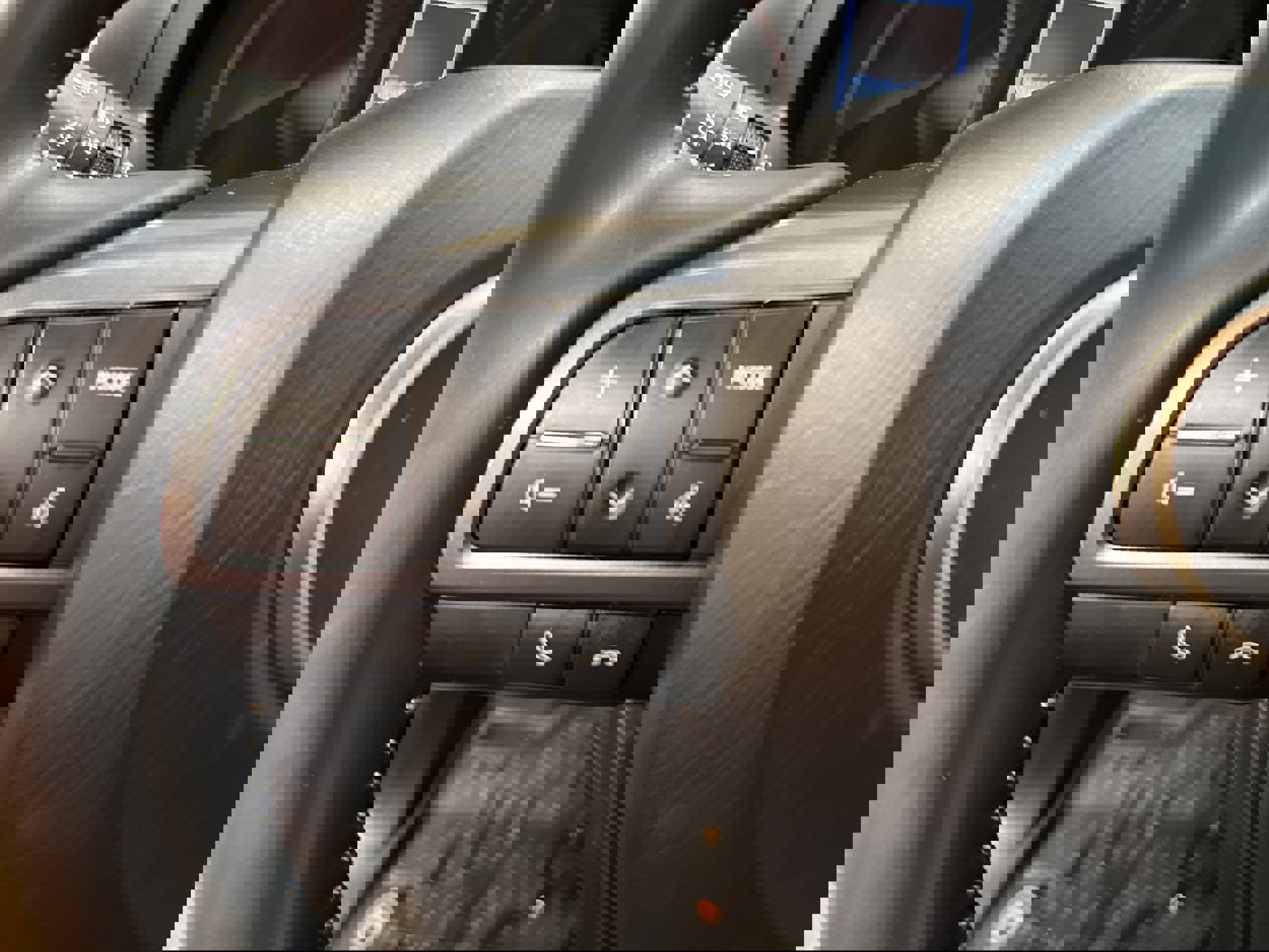 Used 2023 Lexus GX 460 Luxury image 45