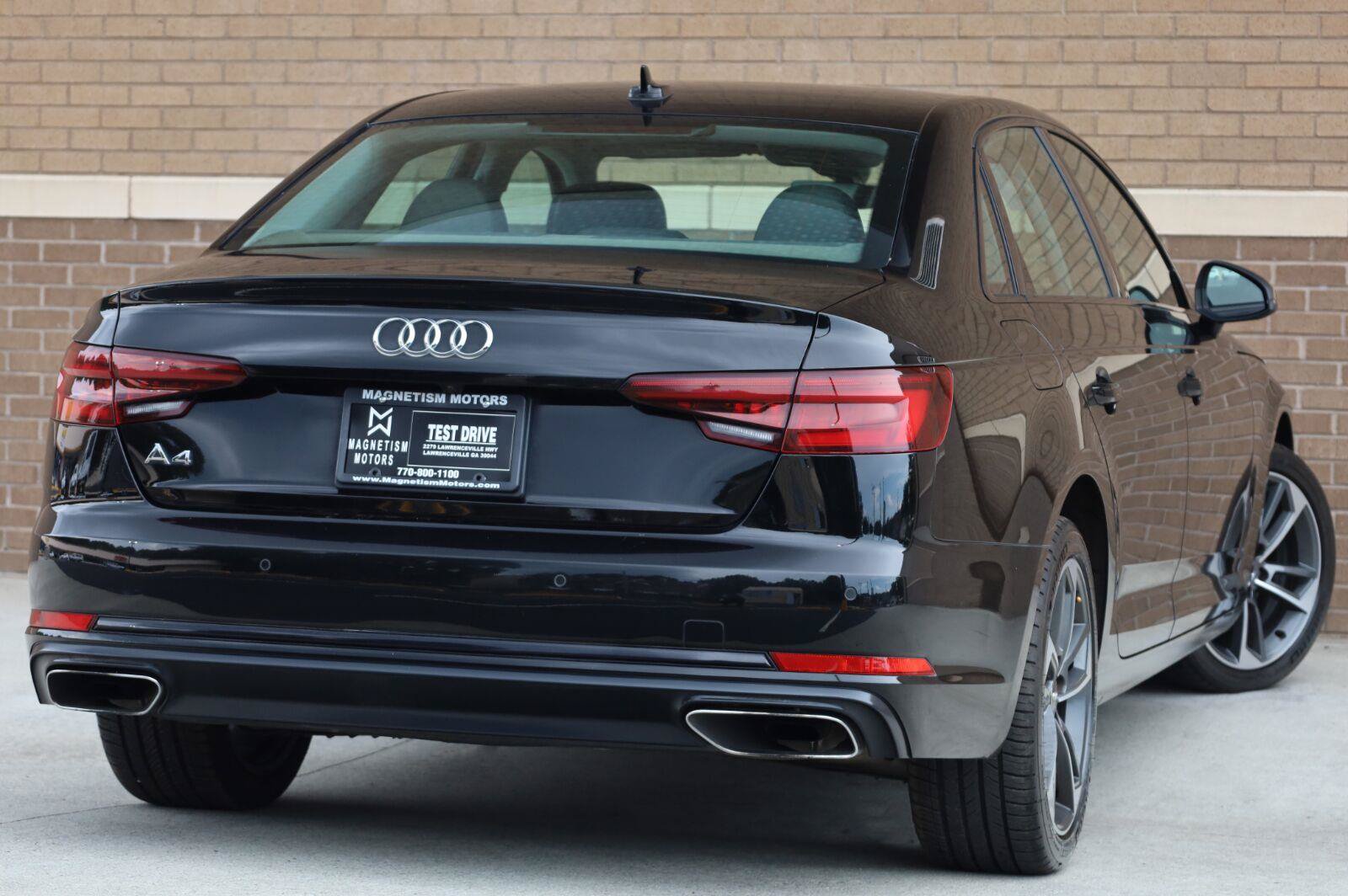 Used 2019 Audi A4 2.0T Premium FWD image 11