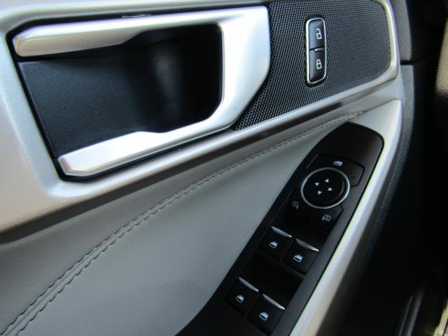 Used 2023 Ford Explorer XLT w/ Equipment Group 202A image 16