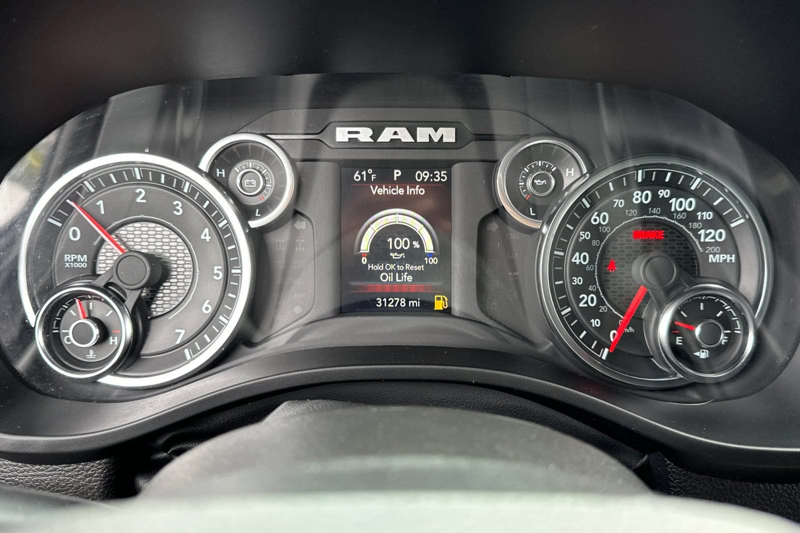 Used 2023 RAM 1500 Big Horn AWD/4WD image 29