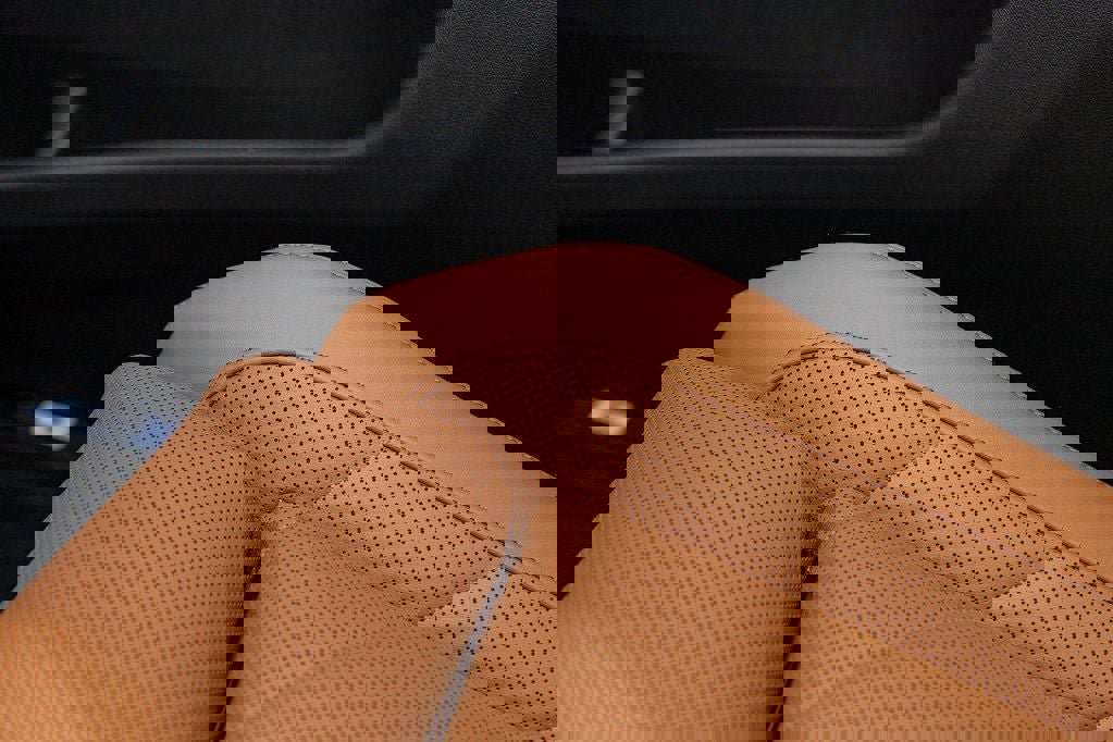 New 2026 BMW X5 xDrive50e w/ Premium Package image 23