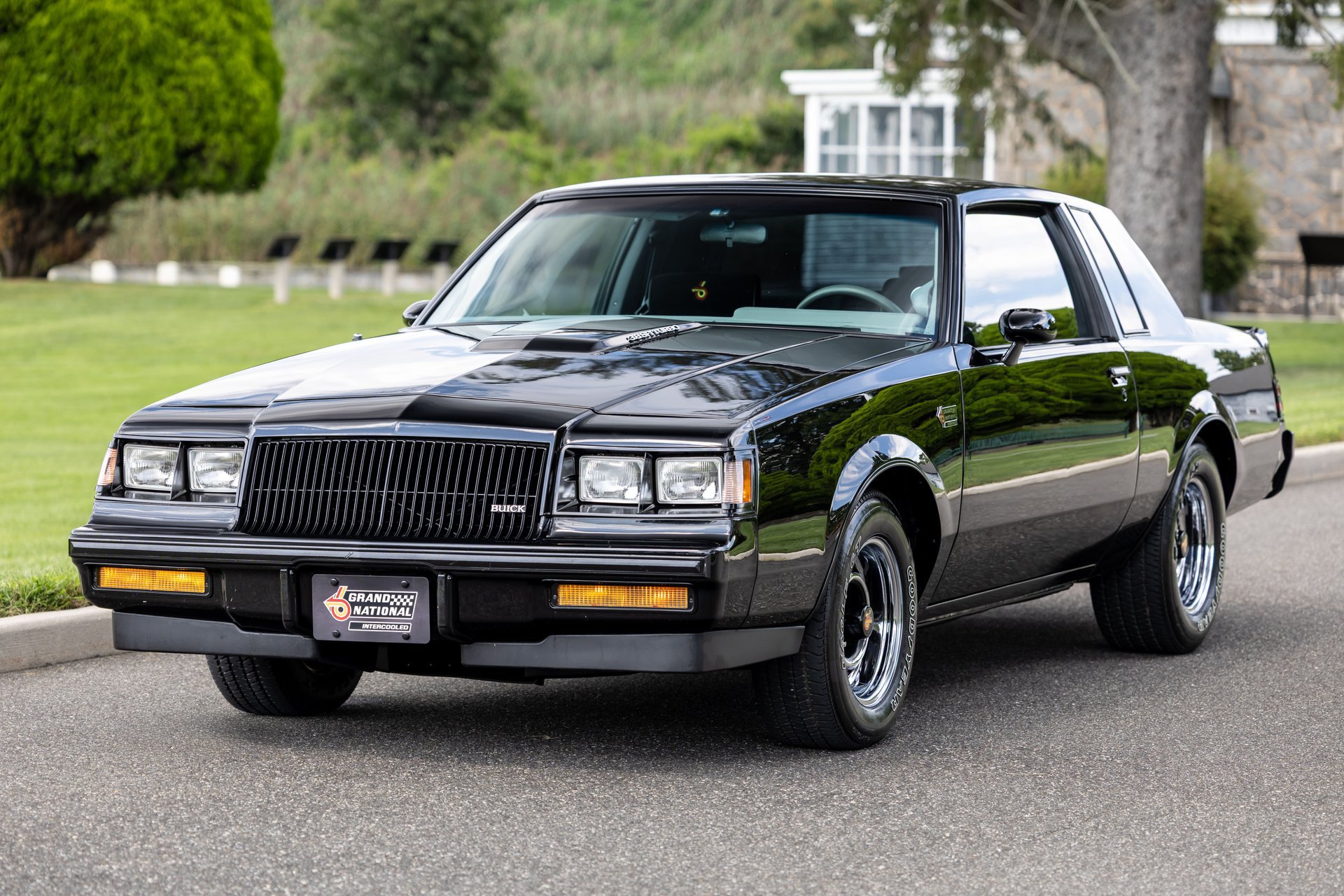 Used 1987 Buick Regal Coupe RWD image 1