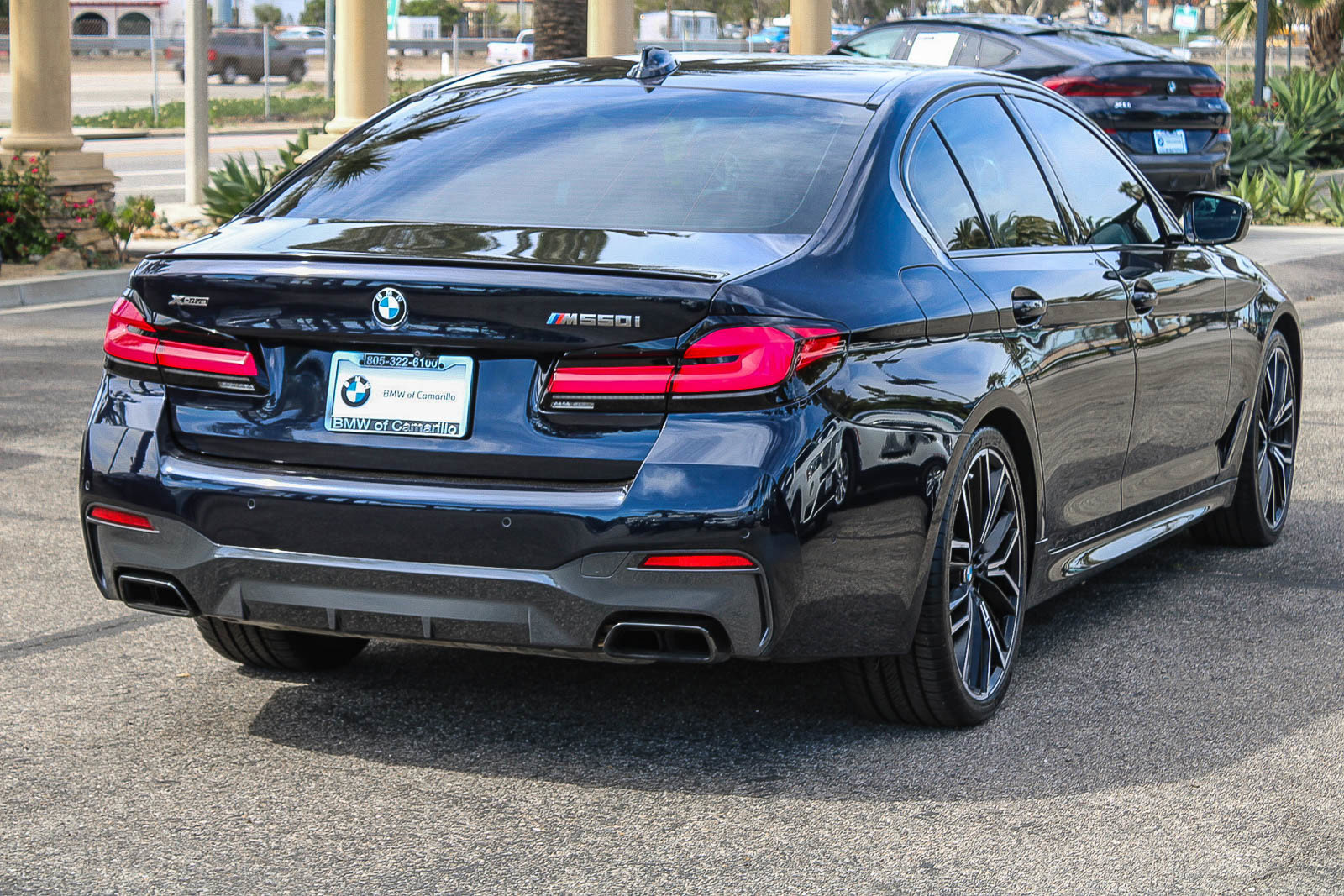 Used 2022 BMW M550i xDrive image 6
