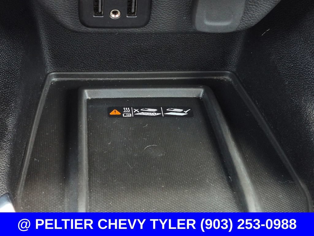 Used 2023 Chevrolet Traverse LT FWD image 29
