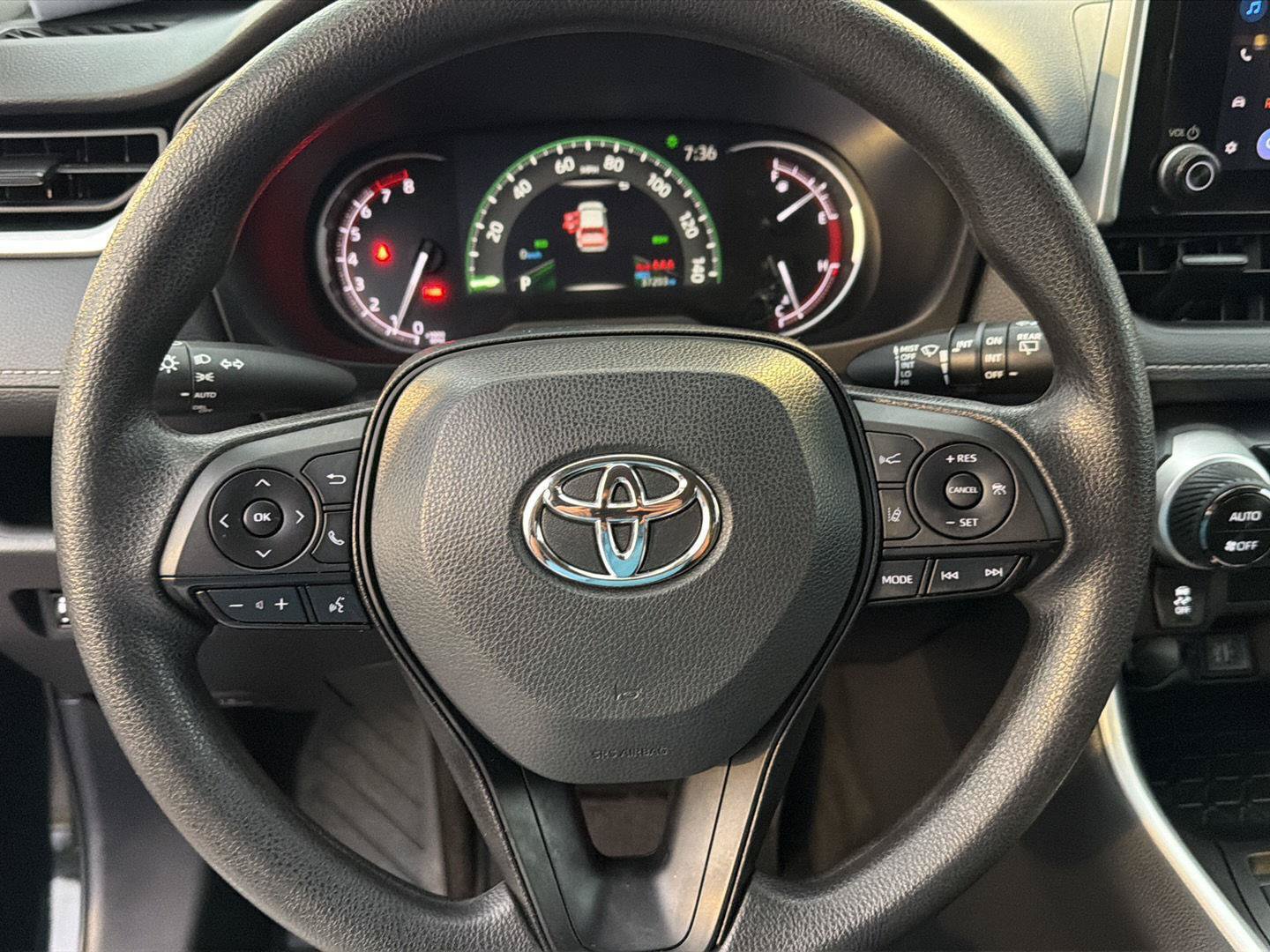 Certified 2023 Toyota RAV4 XLE FWD image 20
