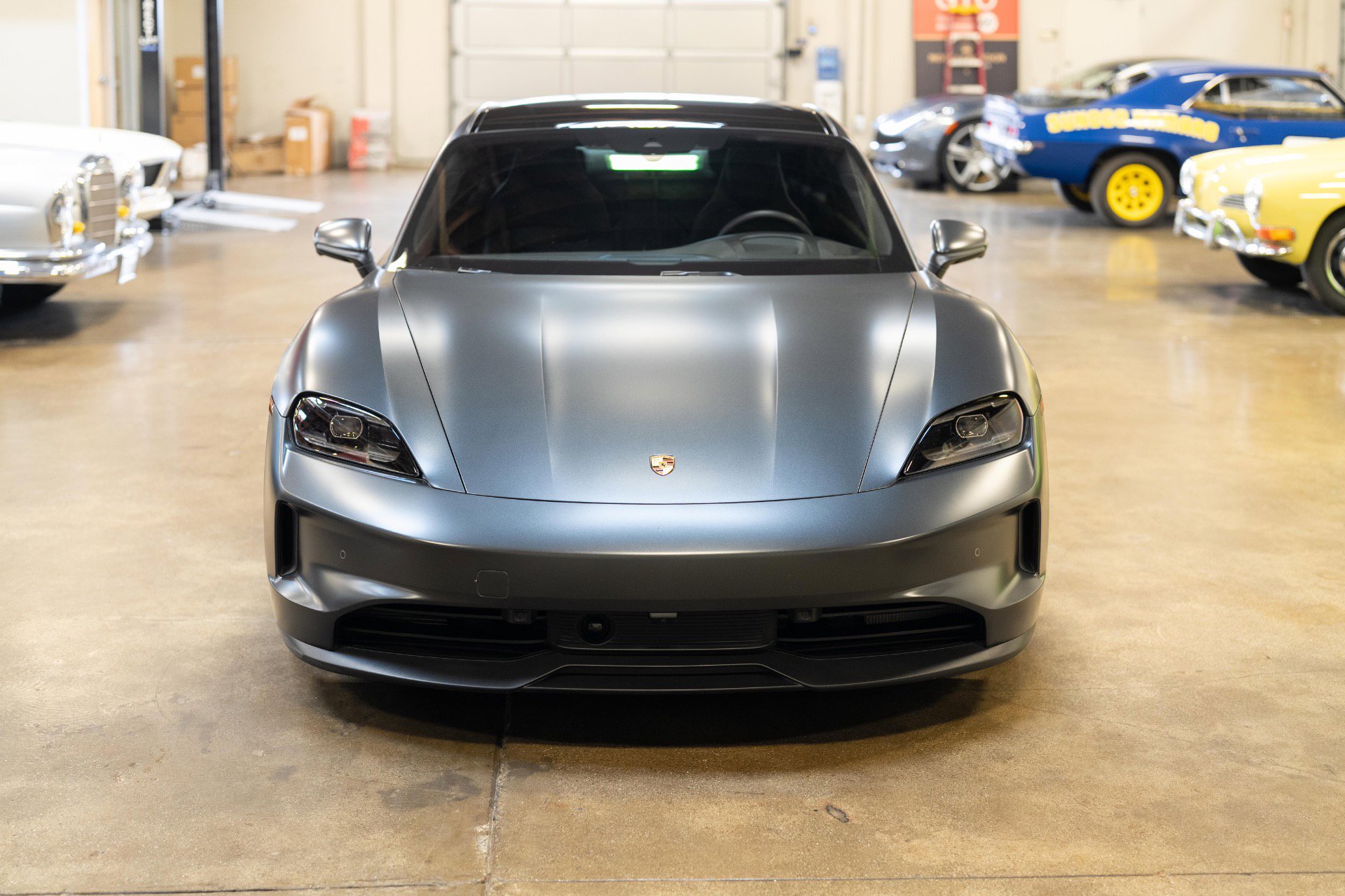 Used 2025 Porsche Taycan RWD image 3