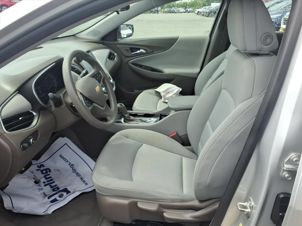 Used 2019 Chevrolet Malibu L FWD image 10