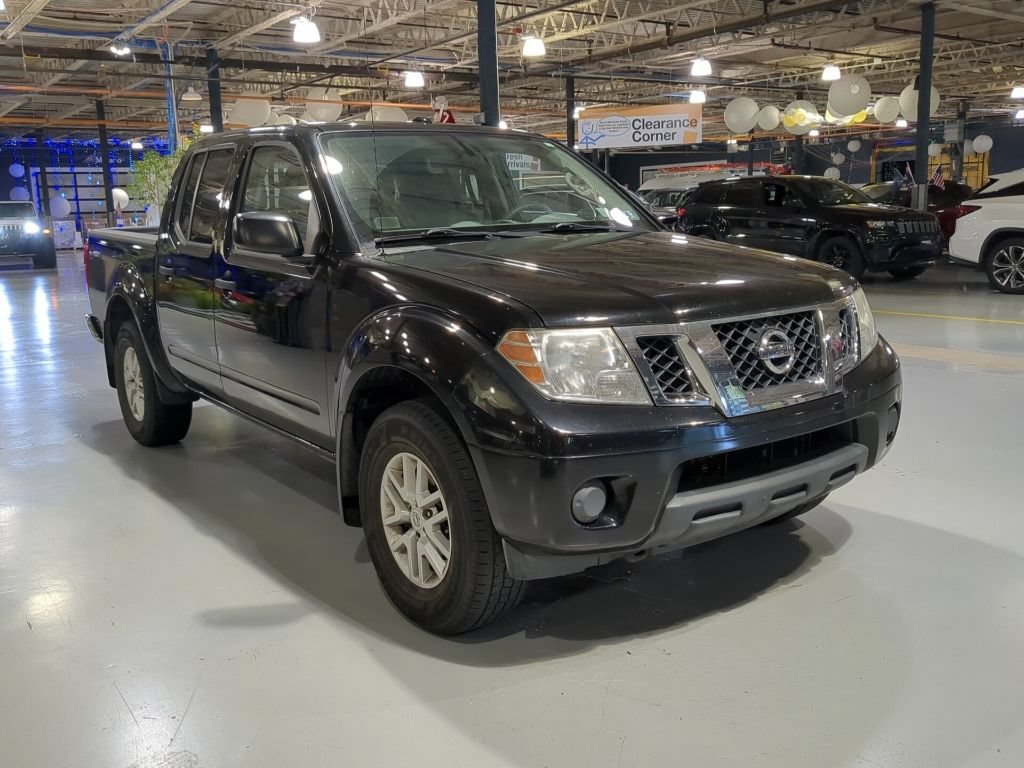 Used 2015 Nissan Frontier SV AWD/4WD image 5