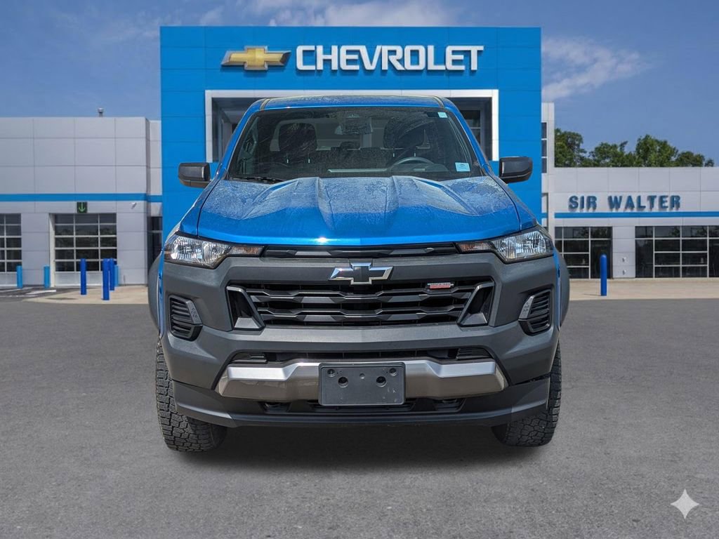 Used 2023 Chevrolet Colorado Trail Boss AWD/4WD image 9