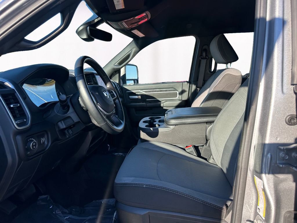 Used 2024 RAM 2500 Big Horn w/ Bed Utility Group image 9