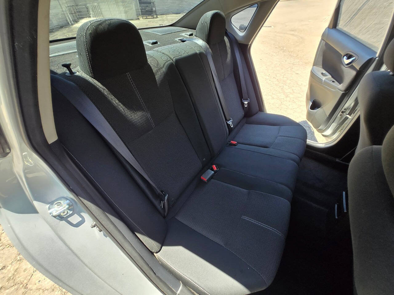Used 2018 Nissan Sentra S FWD image 29