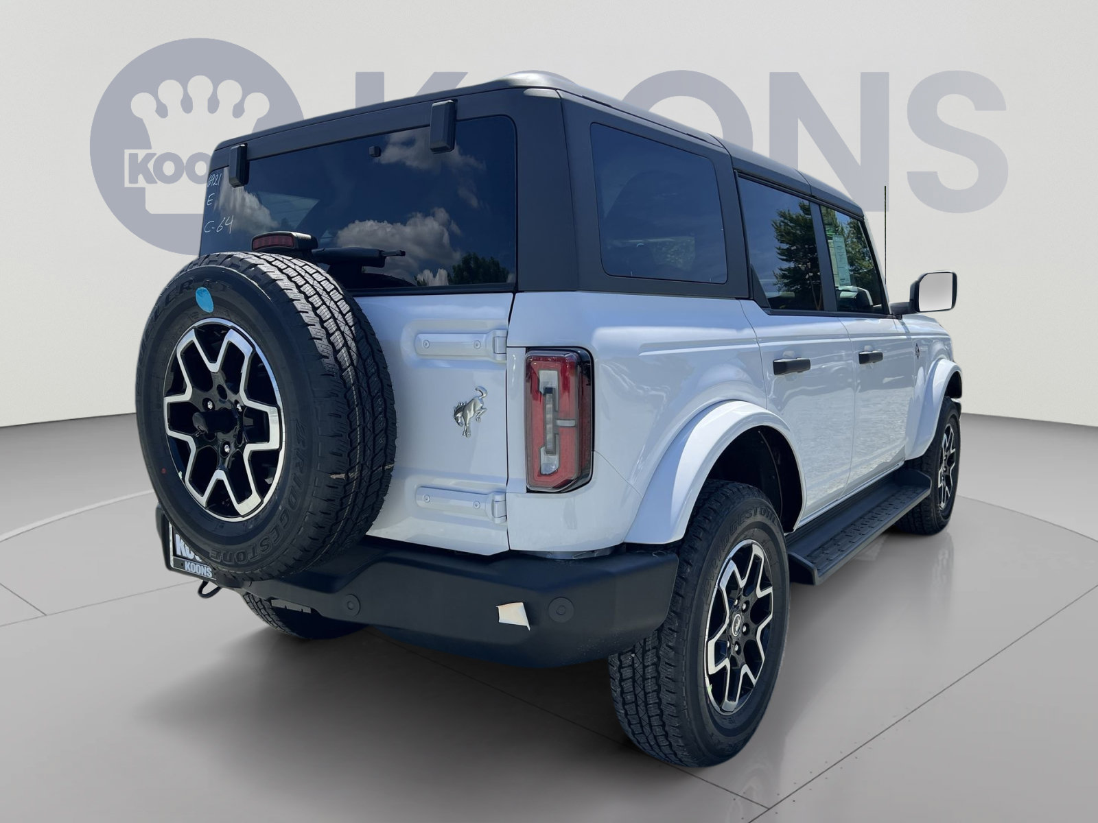 New 2026 Ford Bronco Outer Banks AWD/4WD image 7