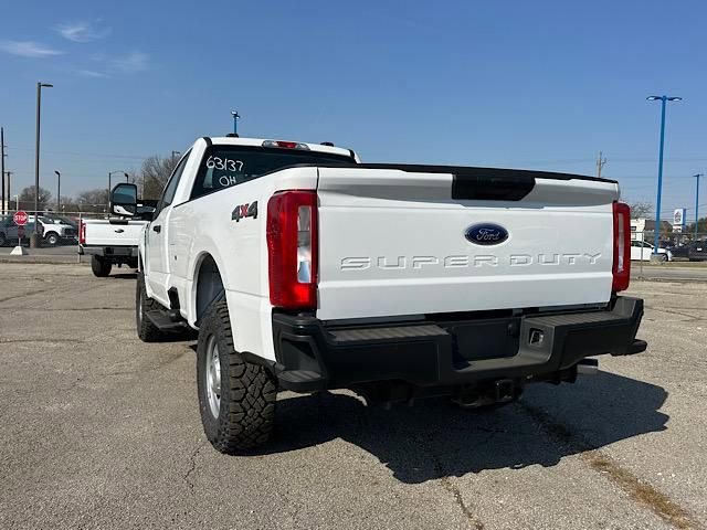 New 2025 Ford F250 XL w/ XL Off-Road Package image 7