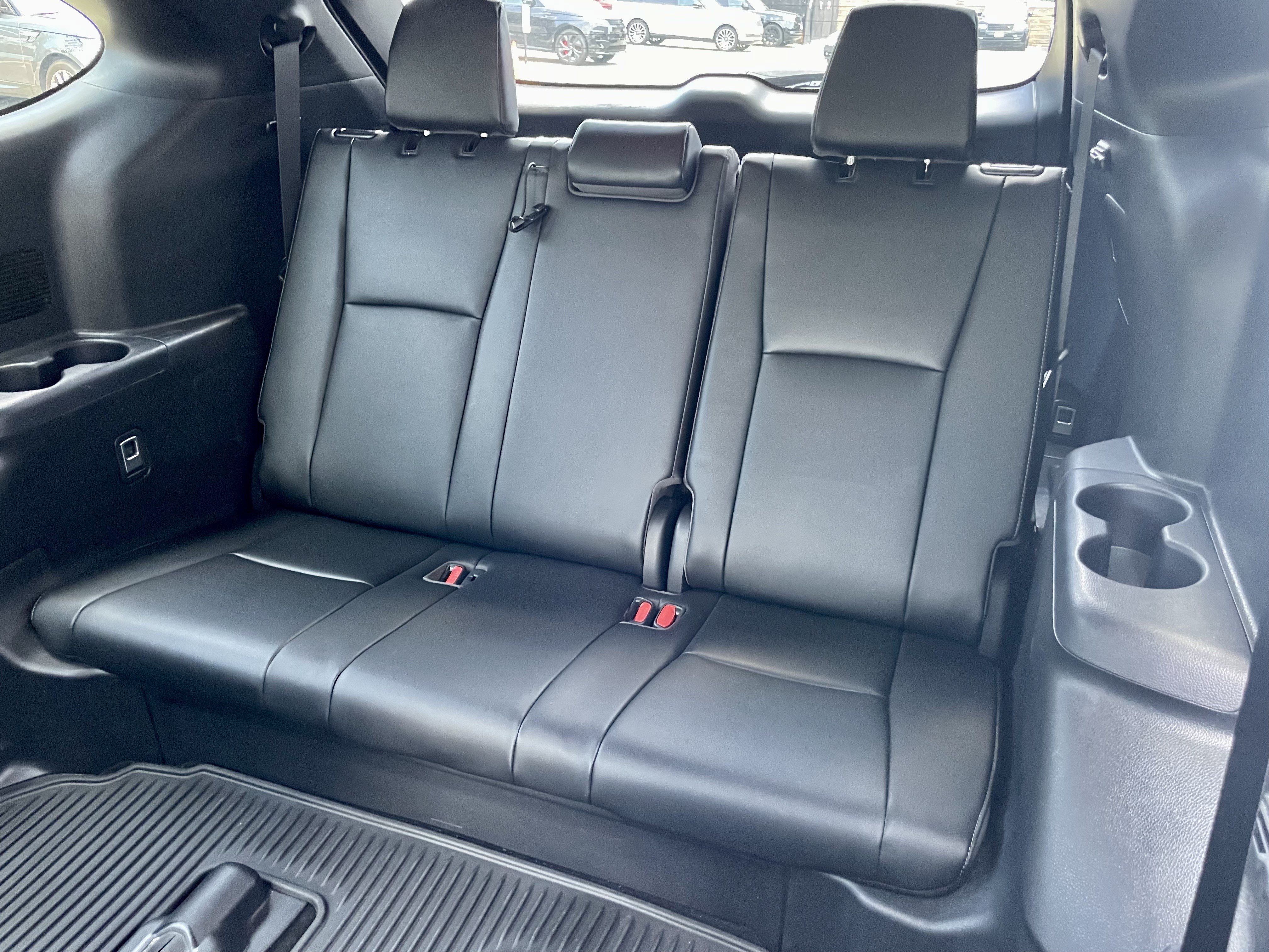 Used 2023 Toyota Highlander XSE AWD/4WD image 31