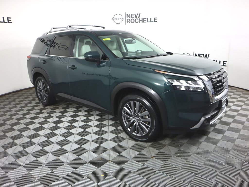 Certified 2022 Nissan Pathfinder SL w/ SL Premium Package image 4