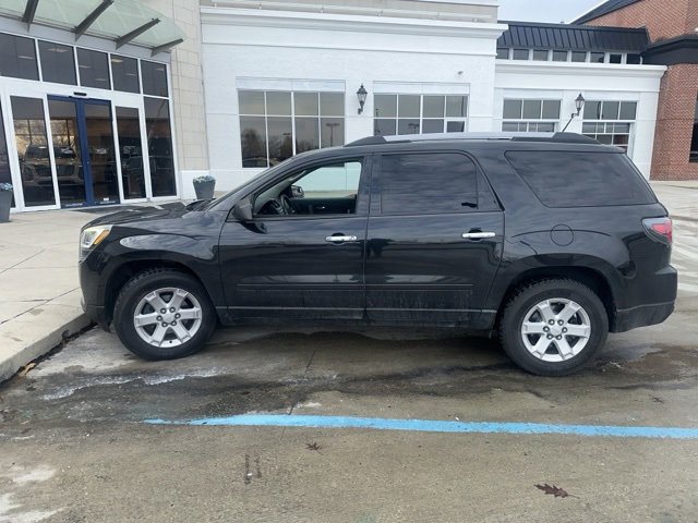 Used 2015 GMC Acadia SLE image 2