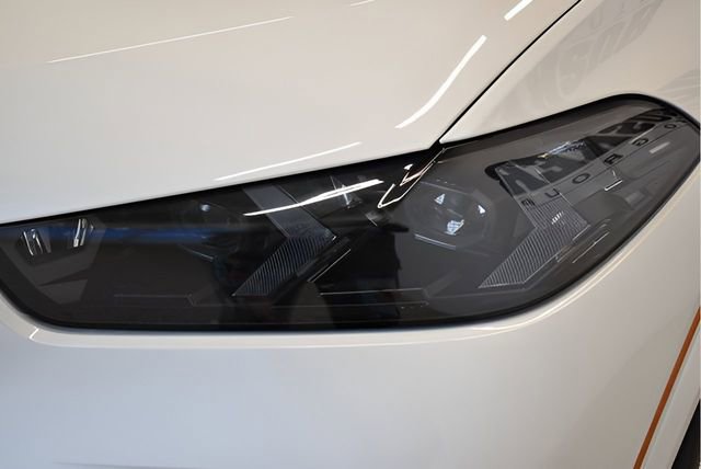 New 2026 BMW X5 M60i image 15