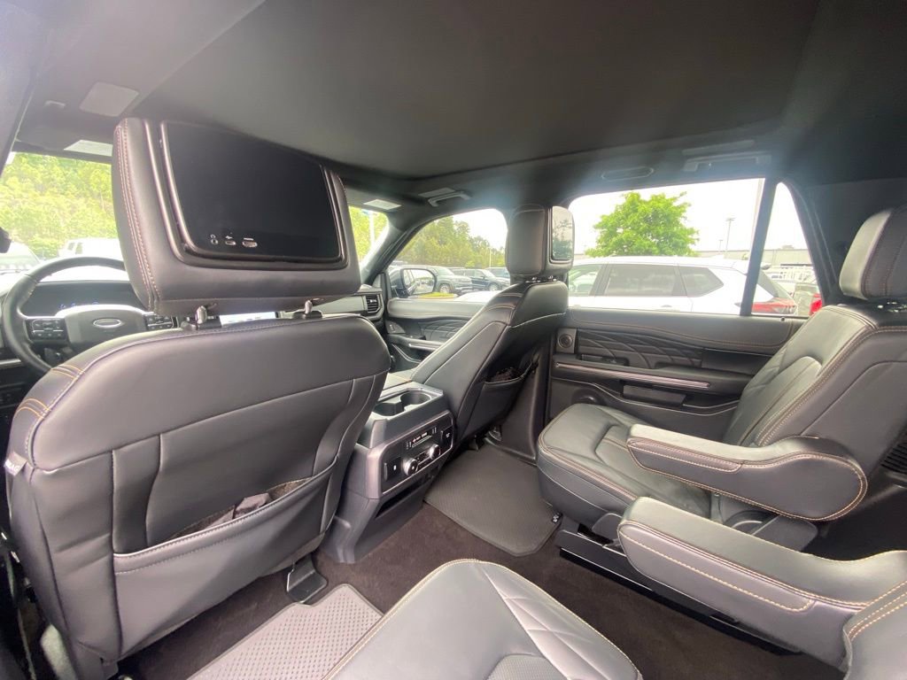 Certified 2023 Ford Expedition Platinum AWD/4WD image 23