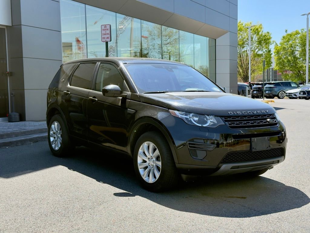 Used 2018 Land Rover Discovery Sport SE AWD/4WD image 8