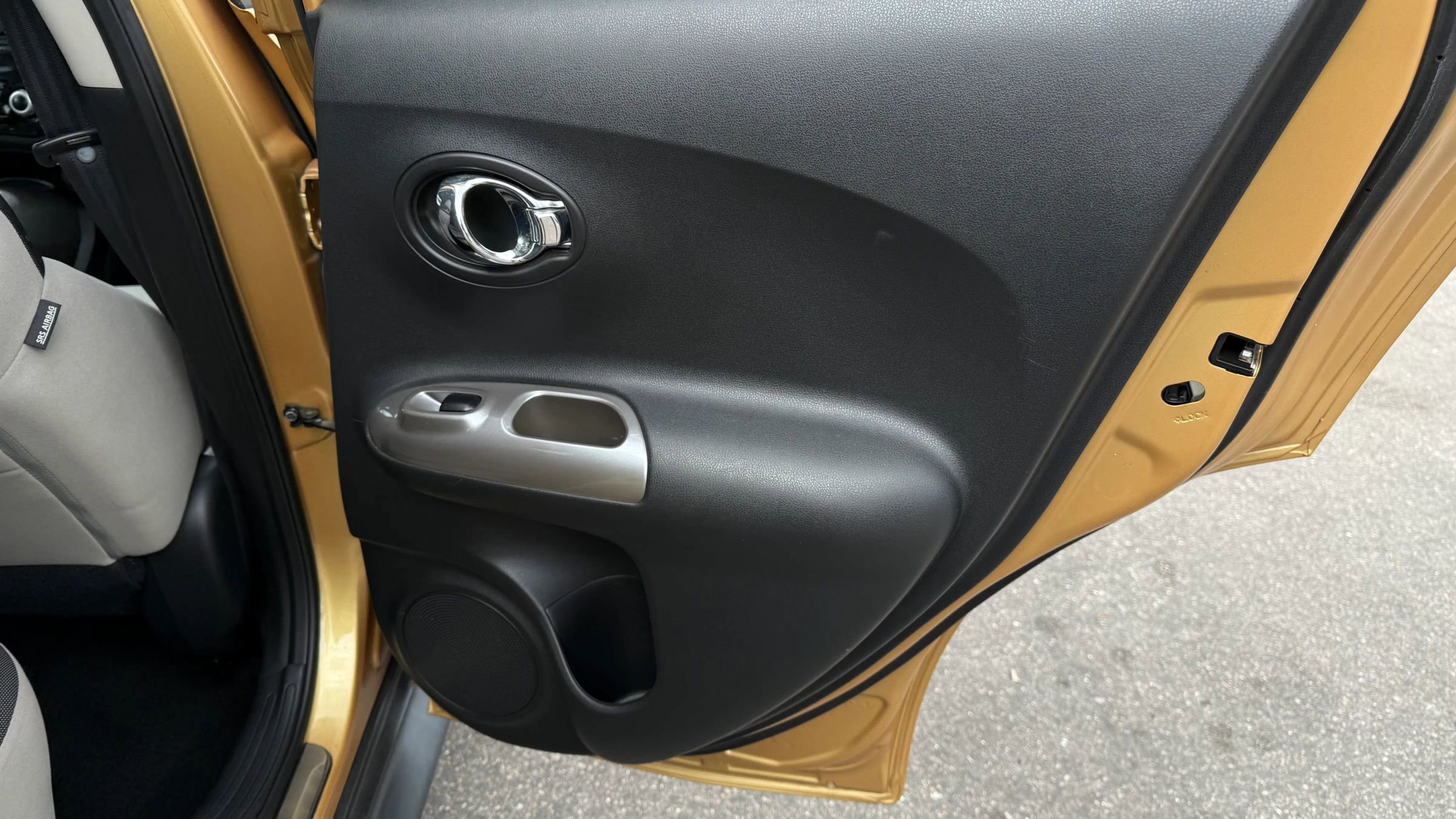Used 2013 Nissan Juke SV w/ Midnight Edition image 22