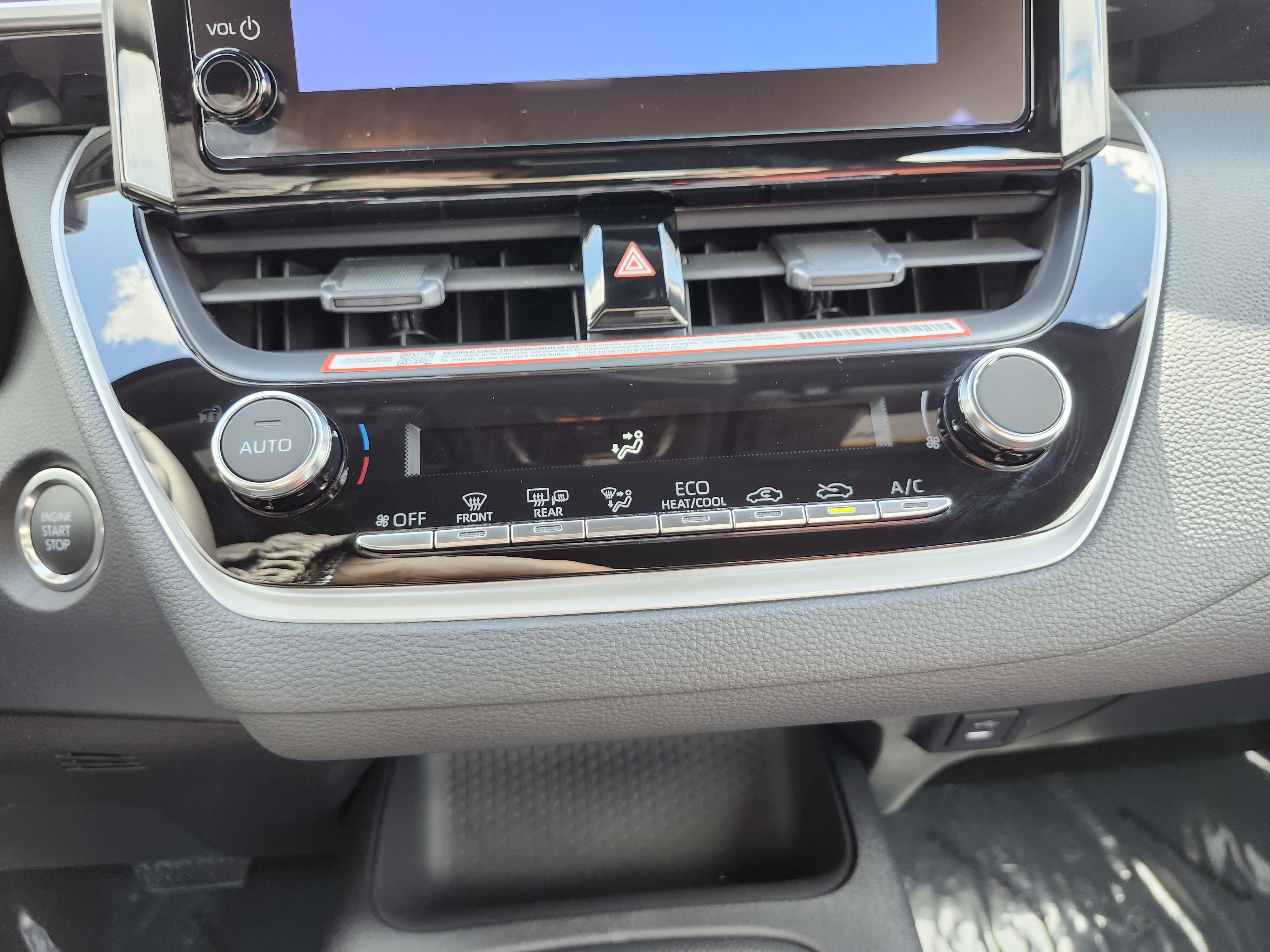 Used 2026 Toyota Corolla SE image 31