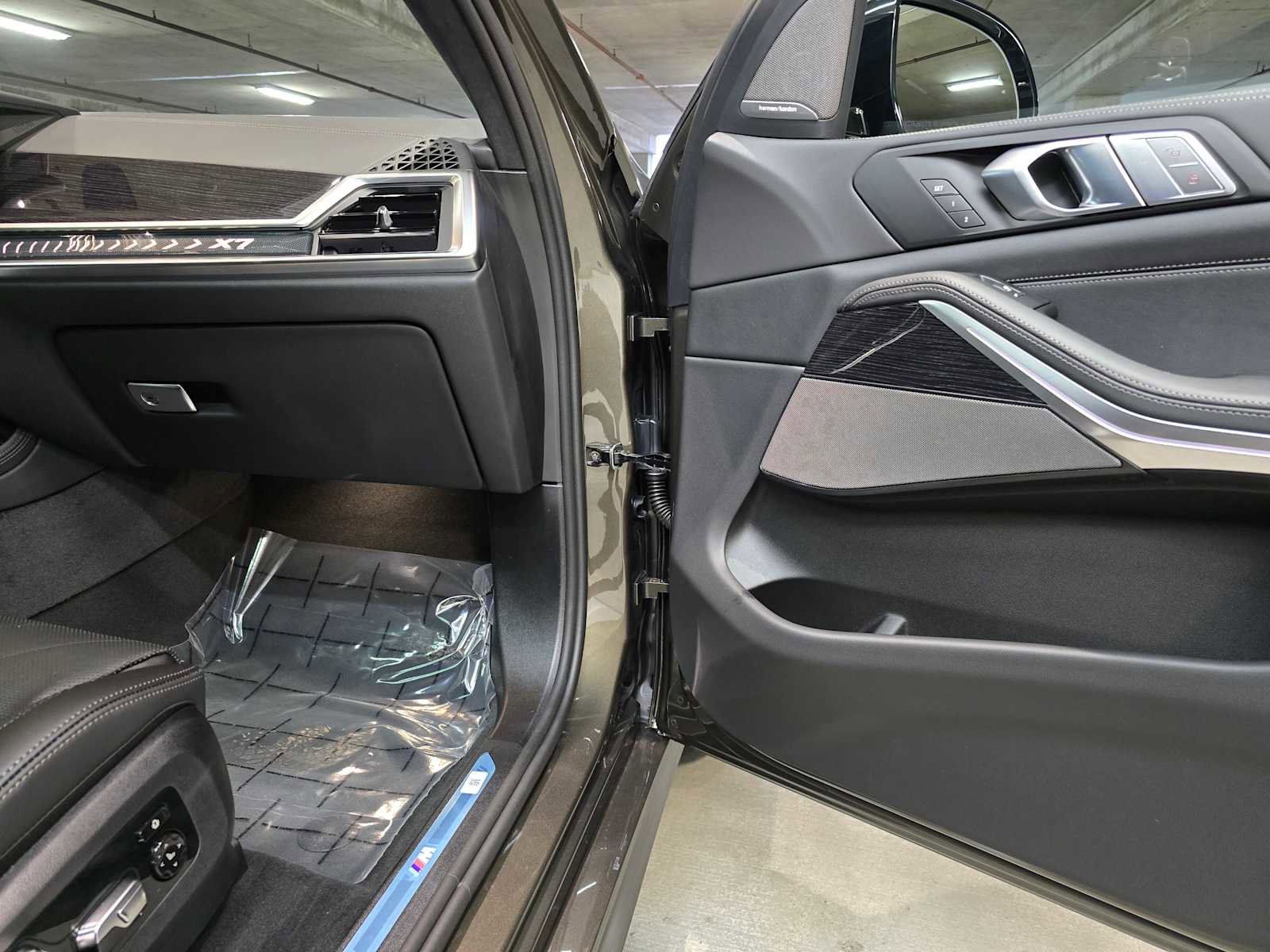New 2026 BMW X7 xDrive40i w/ M Sport Package image 30