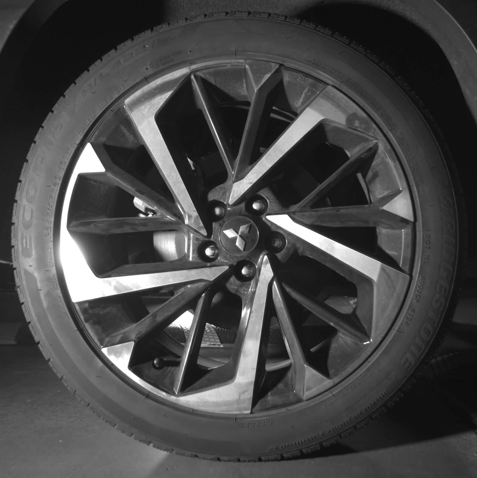 Used 2025 Mitsubishi Outlander SE AWD/4WD image 15