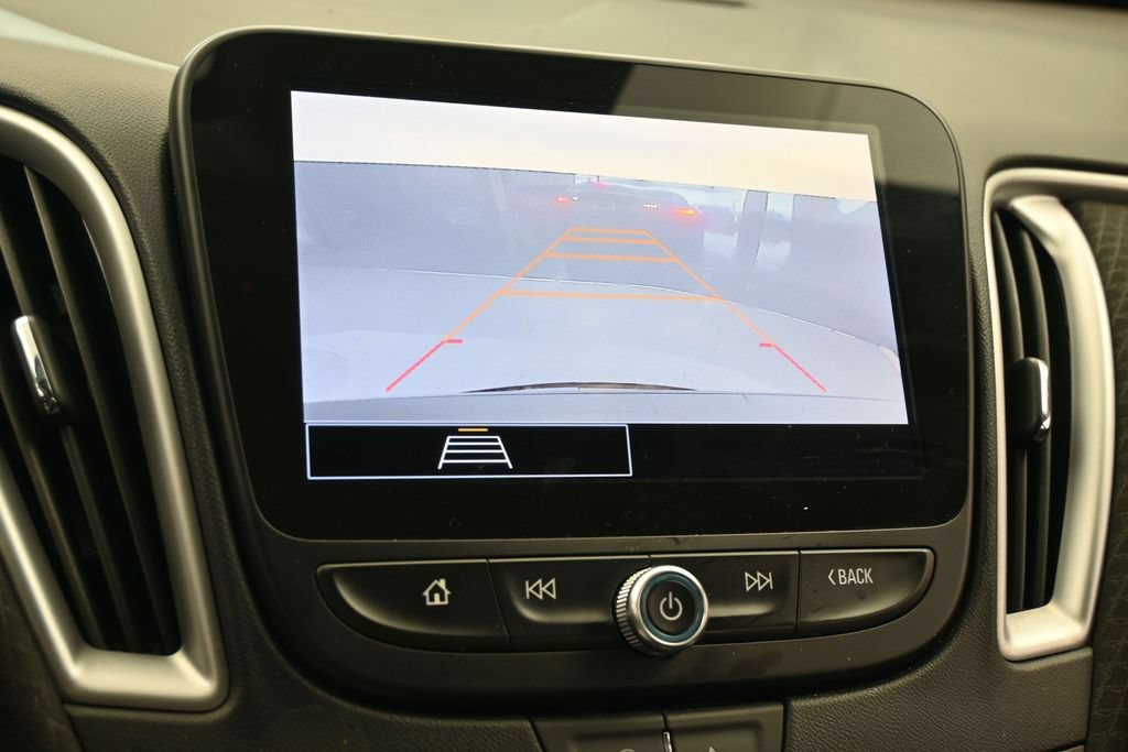 Used 2024 Chevrolet Malibu LT FWD image 17