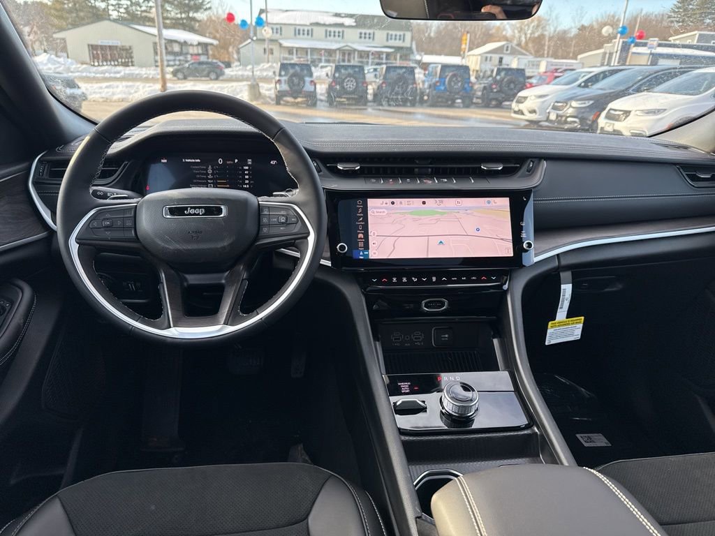 New 2026 Jeep Grand Cherokee Laredo image 21