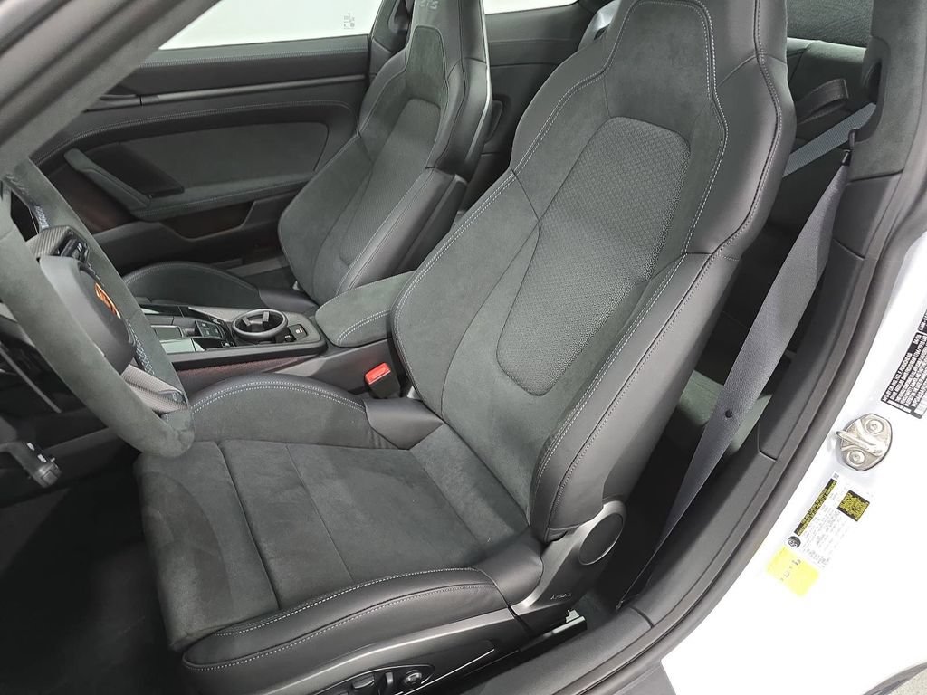New 2026 Porsche 911 Carrera GTS RWD image 5