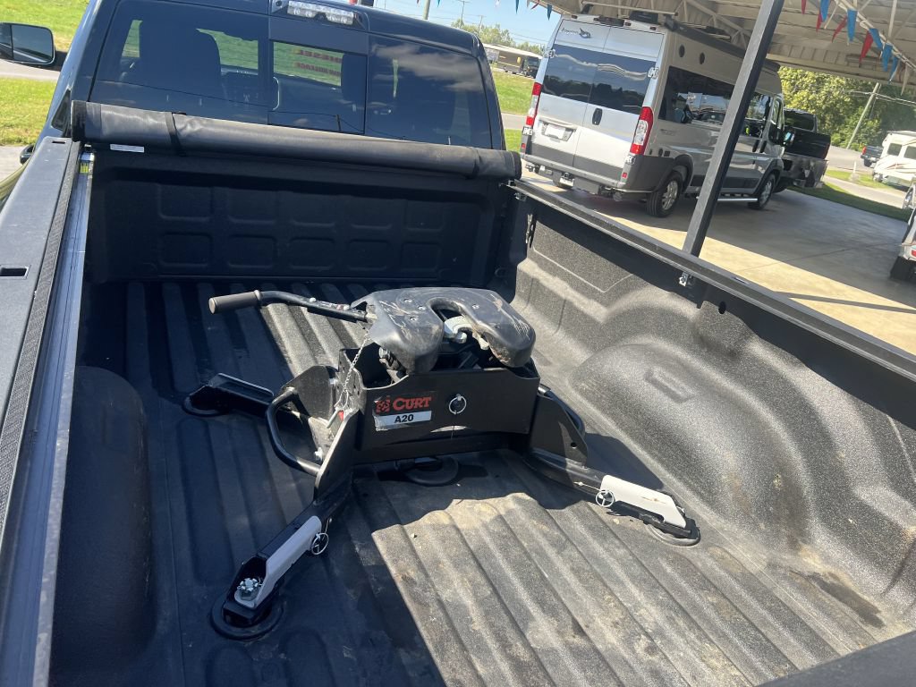 Used 2020 RAM 3500 Laramie AWD/4WD image 15