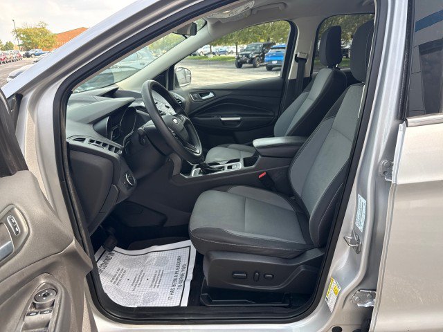 Used 2018 Ford Escape SE FWD image 15