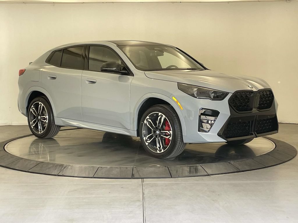 New 2026 BMW X2 xDrive28i w/ Technology Package AWD/4WD image 7